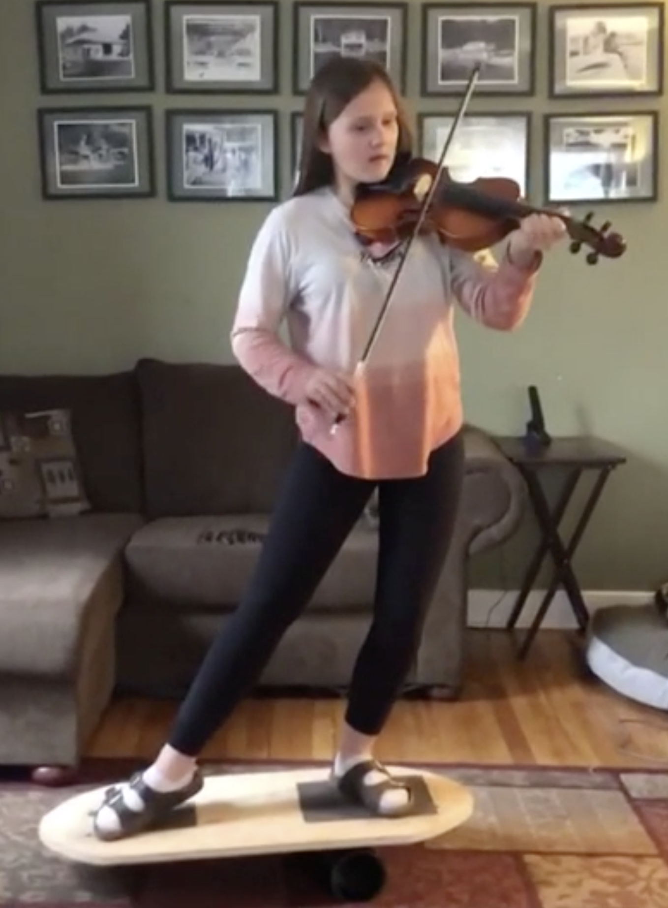 Violinspiel auf balance board Video: CBC/Radio-Canada