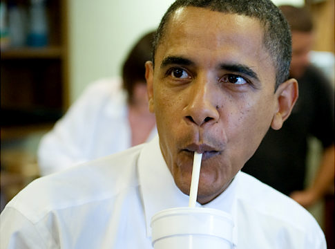 Datei:Obama milkshake.jpg